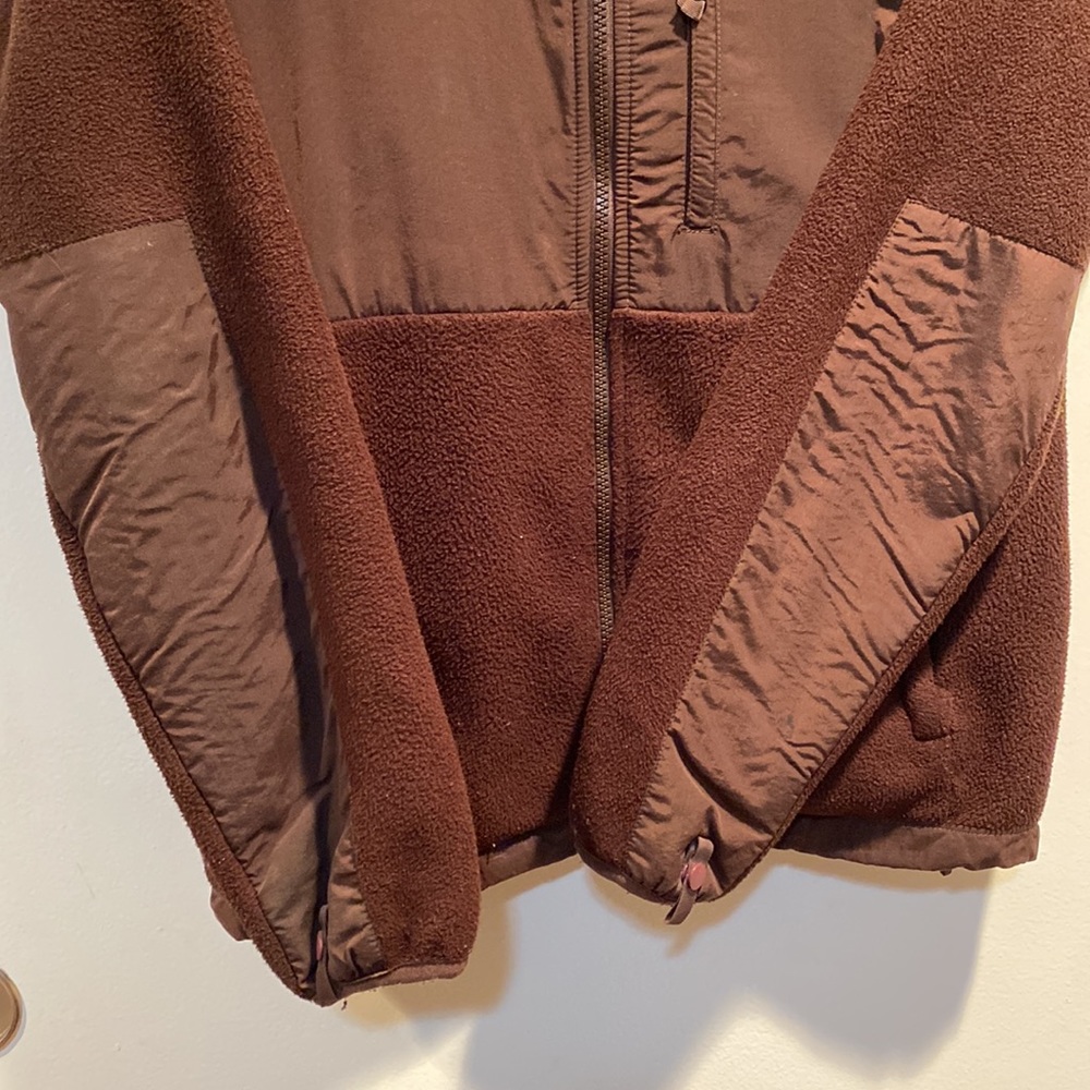 Northface Fleece Jacket - Picture 3 of 5